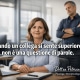 Collega che si sente superiore in ufficio e persona che mantiene la calma e la propria posizione comunicativa