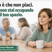 Perché non piaccio alle persone e mi sento invisibile nelle relazioni