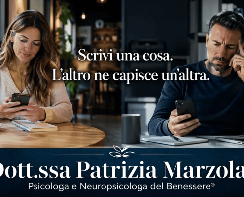 Metodi di comunicazione efficace: una persona scrive un messaggio mentre un’altra lo legge e lo interpreta diversamente, mostrando come nascono i fraintendimenti nelle relazioni
