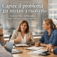 Valutazione stress lavoro aziende: migliorare comunicazione e clima interno con un team in riunione
