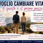 Uomo e donna osservano un nuovo orizzonte simbolo del cambiamento personale e della possibilità di superare blocchi e paure.